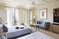 Anassa - balcony