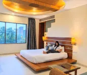 Hotel Jewel of Chembur Hotels in Chembur