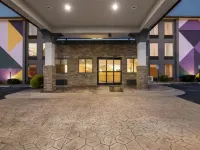Spark by Hilton Roanoke Civic Center Hotels in Roanoke