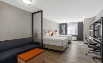 Everhome Suites Corona