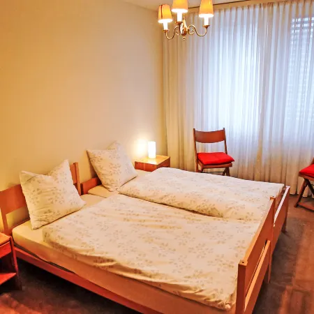 Apartment 10
