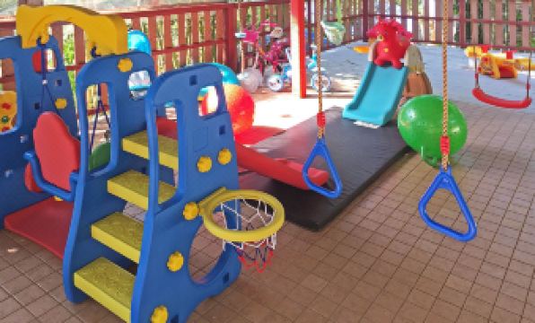 Koh Mak Buri Hut Natural Resort