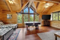 Verde River Lodge: Riverside Cabin Luxury with Hot Tub, Games & Wild Beauty