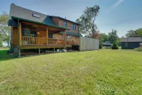 Port Austin Cabin w/ Hot Tub: 1 Mi to Beach! - Boutique