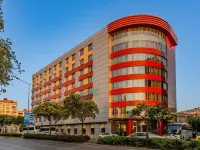 Ramada Plaza by Wyndham Izmir Hotels near Kemer
