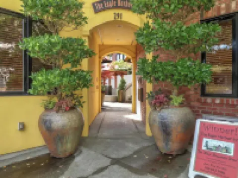 The Eagle Harbor Inn Hotels in Kitsap County