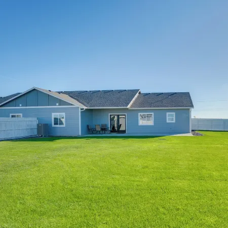 Walk to Moses Lake! Family Home w/ Fenced Yard