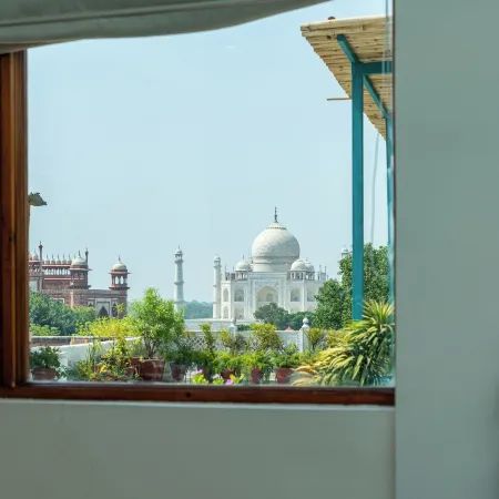Joey's Hostel Agra