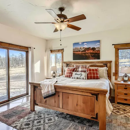Idyllic Florissant Cabin w/ Patio & Hot Tub!