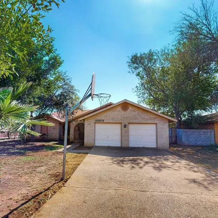 Walk to Park! Family-Friendly Laredo Home w/ Yard