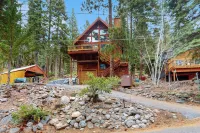 2BR Dog-friendly Cabin w/ Lake Views - 3-Star