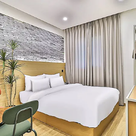 Geojedo Jangseungpo Kamrest Hotel