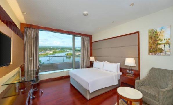 Crowne Plaza KOCHI by IHG