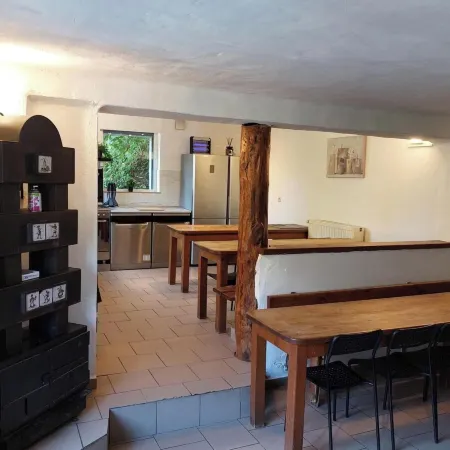 Modern Group Home in Bra