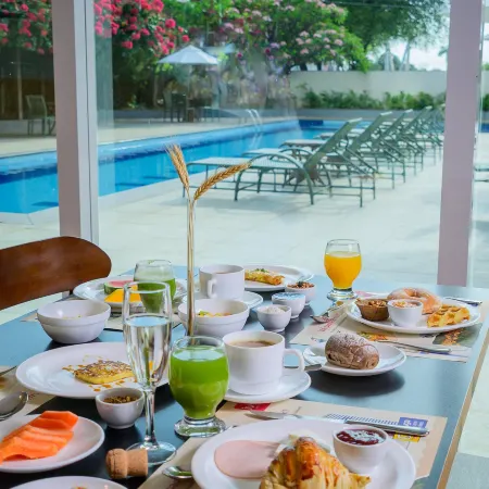 Iu-á Hotel