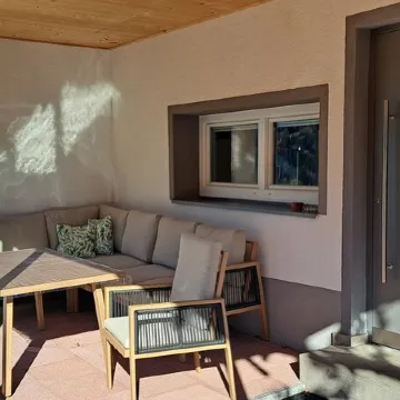 Ruhige Ferienwohnung in den Tiroler Bergen