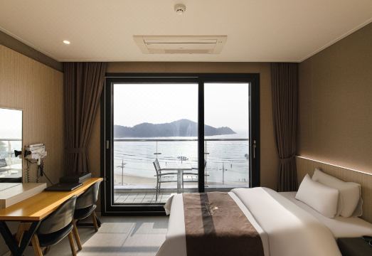 호텔 내부 복도