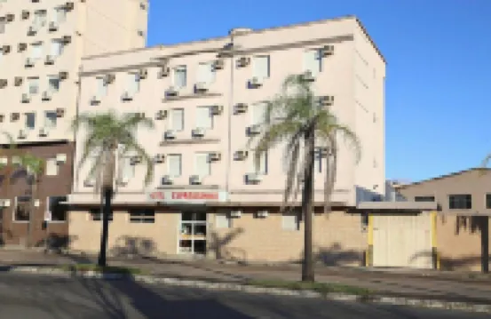 機場快捷酒店 鄰近小薩爾加多國際機場的酒店