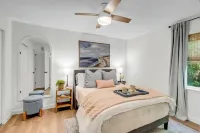 Porter Condos - Homestays