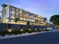 Hilton Garden Inn Bali Nusa Dua Hotels near Waterblow