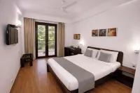 เอ็มเบลม โรงแรม – อรชุน มาร์ก, กอล์ฟ คอร์ส โร้ด คุร์เคาน์