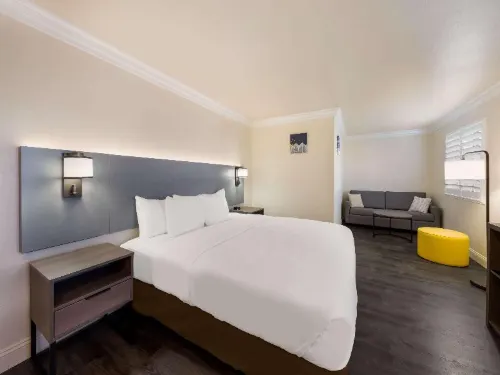 Super 8 by Wyndham Gilroy Hotels in Gilroy