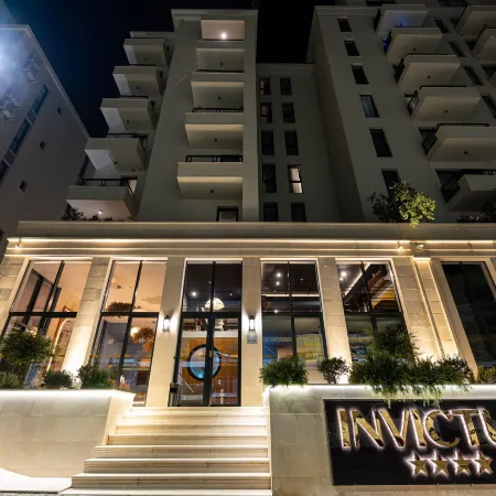 Invictus Hotel