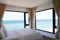 New Moon Hotel