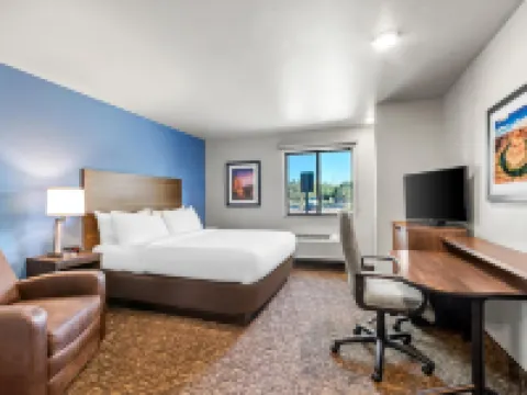 Sonesta Simply Suites Avondale Hotels in Avondale