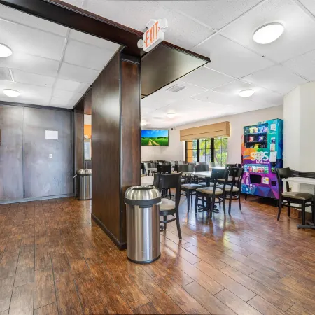 Wingate by Wyndham Leesburg Florida