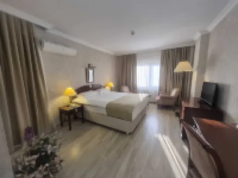 HOTEL BUYUK SUMELA