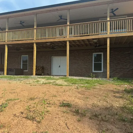 Spacious family friendly 4-BR property with AC, Fireplace and WiFi in Sutton, WV