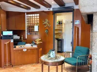 Logis Hôtels - Hôtel et Restaurant le Lion d'Or Hotels in Gramat