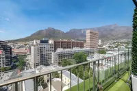 Habitat Aparthotel by Totalstay - Scenic