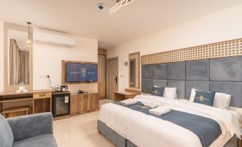 Golden Pillar Hotel