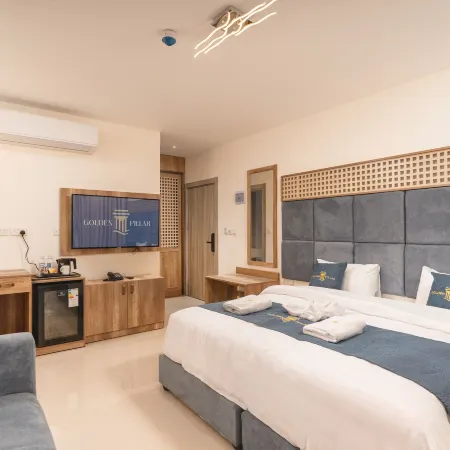 Golden Pillar Hotel