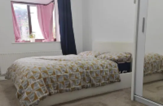 อพาร์ตเมนต์ 1 ห้องนอน ใน ครอยดอน - จอดรถฟรี, Wi-Fi