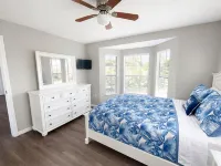 Paradise - Golf Cart Rental, Kayaks, Paddle Boat, Fishing & Swimming Hotels in Hernando Beach