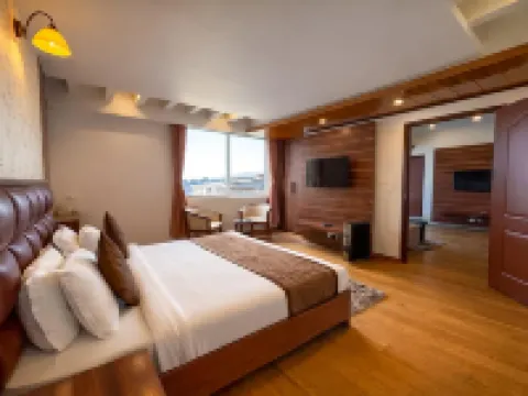 Yashshree Jai Hotel & Banquet Hotels in Darjeeling