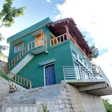 Emeraude Lodge