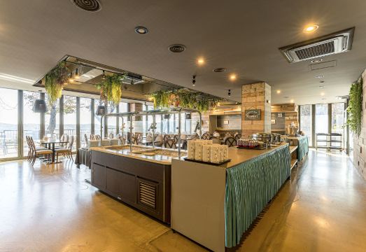 호텔 부대시설 분석