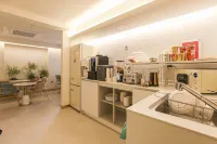 Deokcheon Denbasta Hotel - Motels