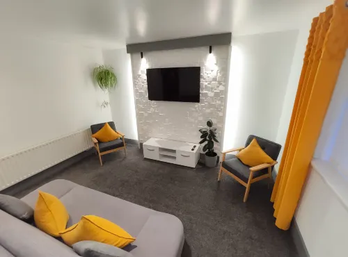 The Bawdens Holiday Apartments - Homestays