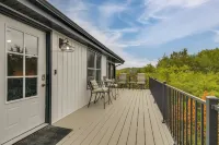 Steps to Table Rock Lake! Family Escape w/ 2 Decks - Wifi