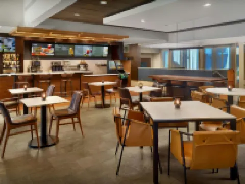 Courtyard Birmingham Homewood Hotels in Homewood