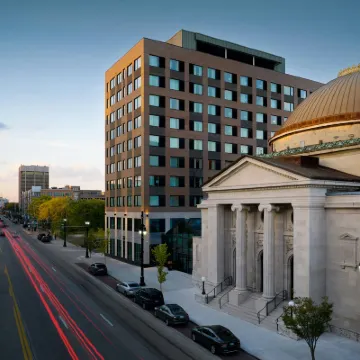 AC Hotel Detroit at Bonstelle Hotels near Main | Detroit Public Library