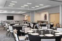 Hyatt Place Toronto Airport - breakfast