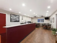 Super 8 by Wyndham Visalia Hotels in Visalia