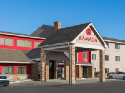 Ramada by Wyndham Platte City KCI Airport Hotels in Platte County