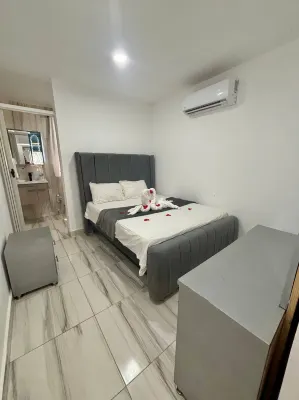 Studio Au centre-ville à 2 minutes de la plage 105